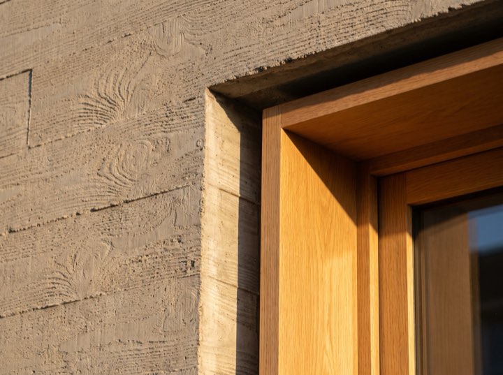 Concrete meets oak