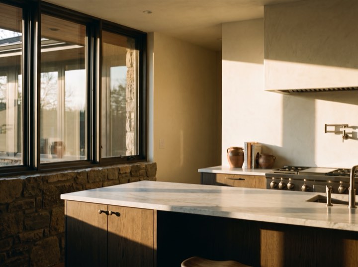 Kitchen, handed over