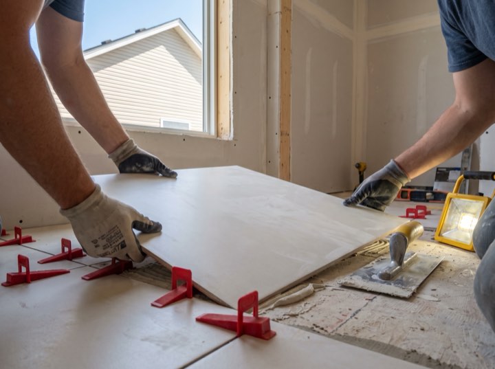 Setting the tile