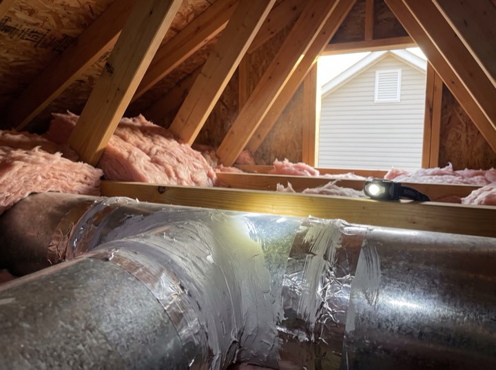 Duct joints sealed with mastic