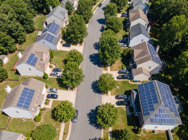 Six arrays on one street